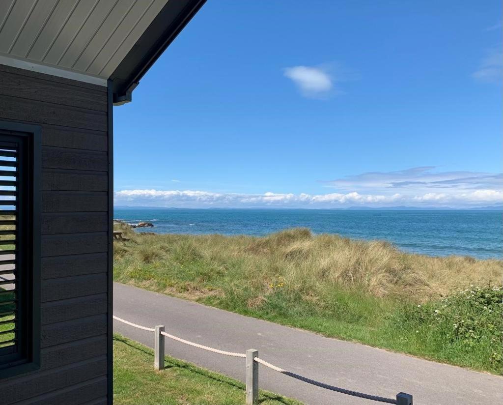 Beach Front Lodge Hopeman Exterior foto